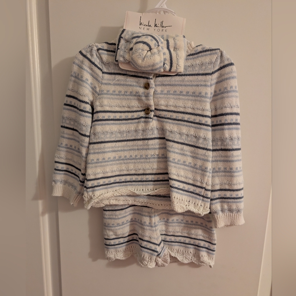 $ Nicole Miller‎ Blue and White Stripe Knit Set